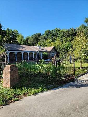 1.62 Acres of Residential Land with Home for Sale in Atlanta, Georgia