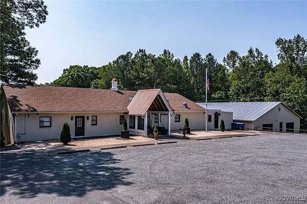 8 Acres of Residential Land for Sale in Callao, Virginia