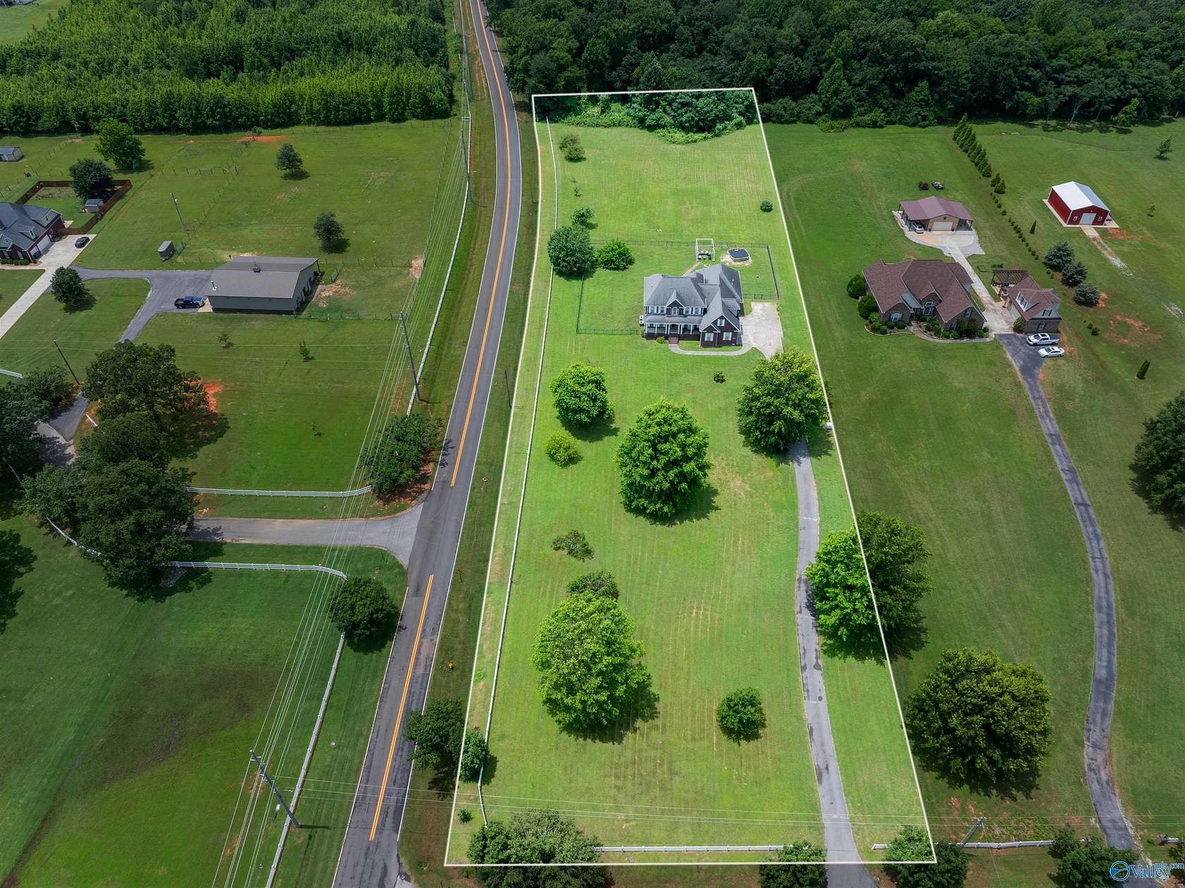 3 Acres of Land with Home for Sale in New Market, Alabama