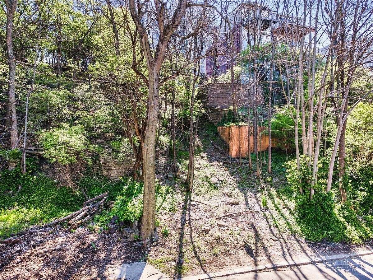 0.03 Acres of Residential Land for Sale in Cincinnati, Ohio