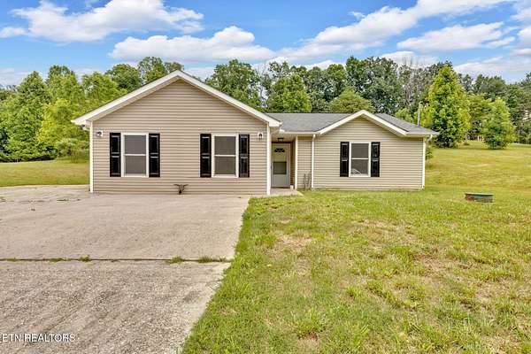 3.36 Acres of Residential Land with Home for Sale in Corryton, Tennessee