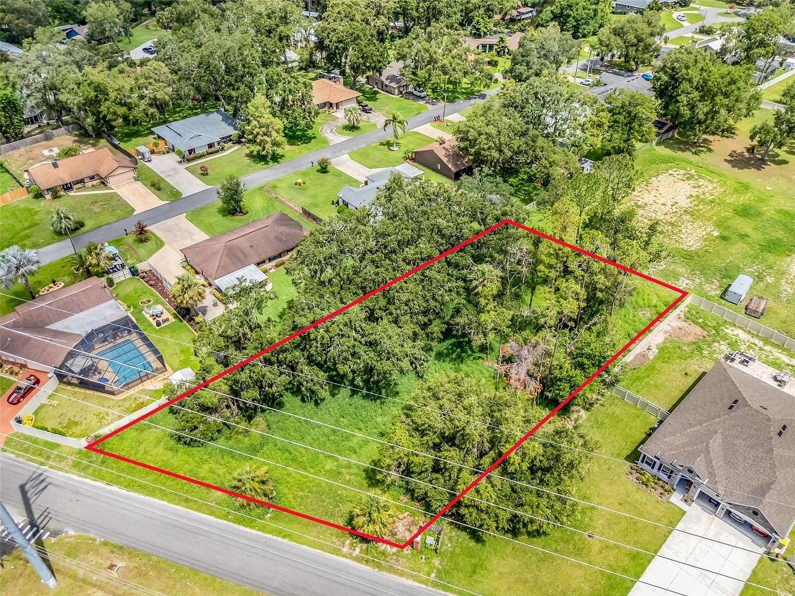 0.68 Acres of Residential Land for Sale in Leesburg, Florida