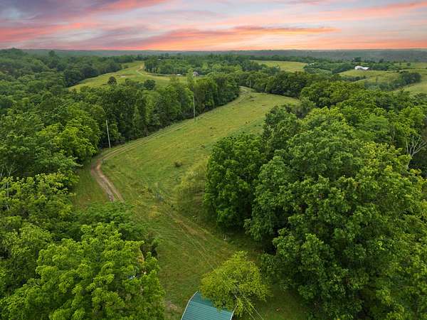 108 Acres of Land with Home for Sale in Richmond, Kentucky