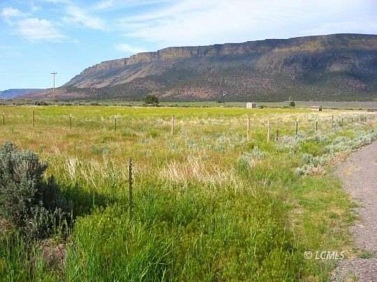 9.77 Acres of Residential Land for Sale in Lakeview, Oregon