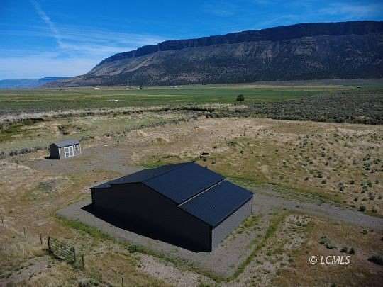9.77 Acres of Residential Land for Sale in Lakeview, Oregon
