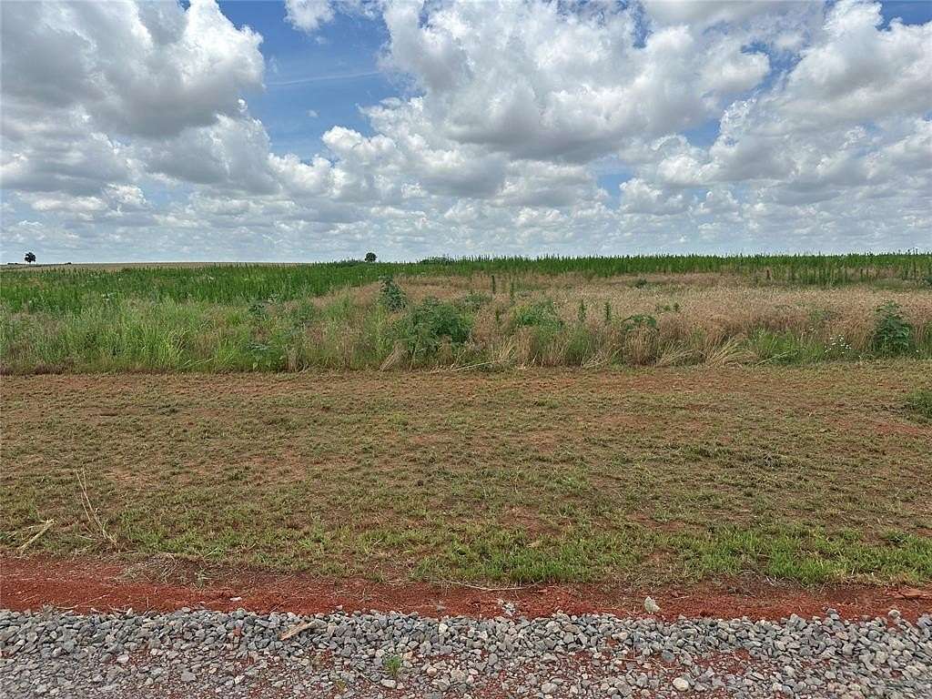 2.5 Acres of Residential Land for Sale in Cashion, Oklahoma