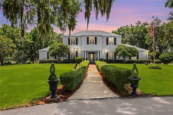 3.59 Acres of Residential Land with Home for Sale in Inverness, Florida