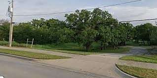 1 Acre of Mixed-Use Land for Sale in Mansfield, Texas