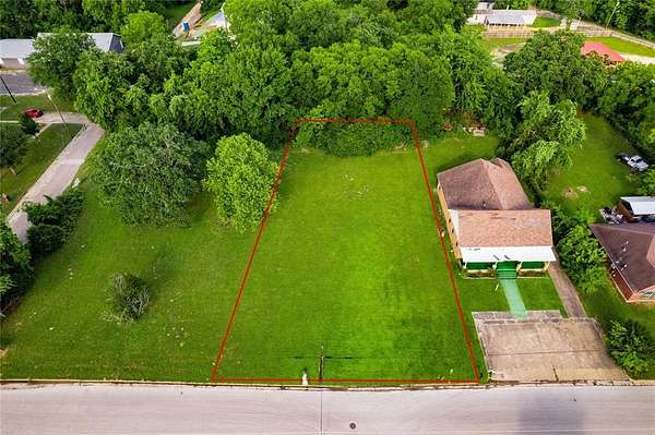 0.43 Acres of Residential Land for Sale in Athens, Texas