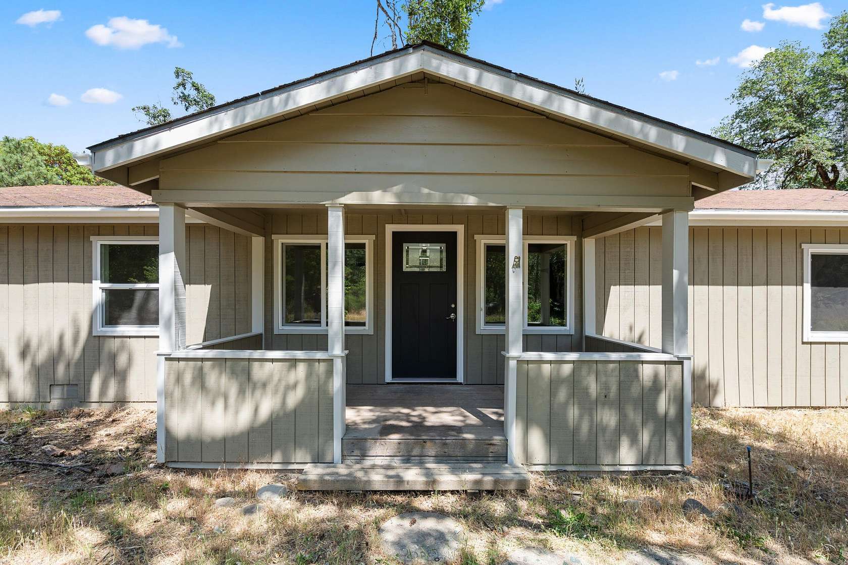 10 Acres of Land with Home for Sale in Cave Junction, Oregon