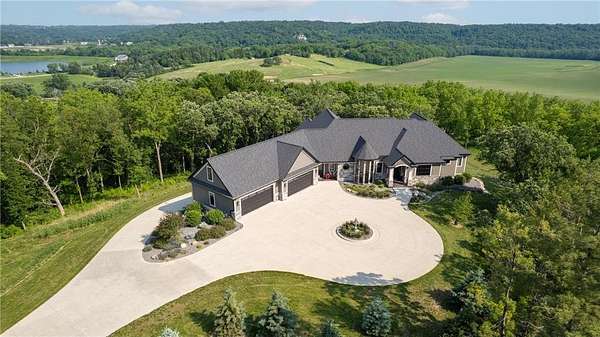 4 Acres of Residential Land with Home for Sale in Rochester Township, Minnesota