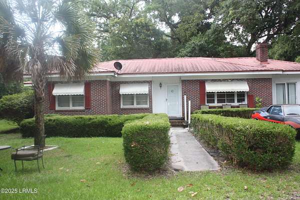 2.4 Acres of Residential Land with Home for Sale in Coosawhatchie, South Carolina