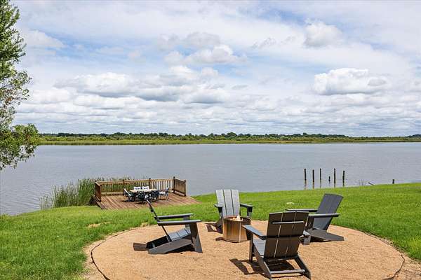 1.26 Acres of Land with Home for Sale in Granbury, Texas