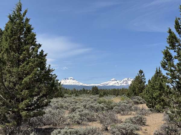 10.6 Acres of Recreational Land for Sale in Bend, Oregon