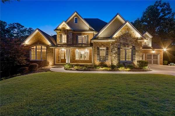 1.85 Acres of Residential Land with Home for Sale in Suwanee, Georgia