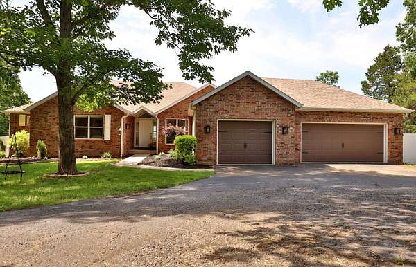 2.2 Acres of Residential Land with Home for Sale in Branson, Missouri