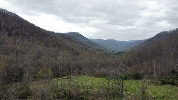 990 Acres of Land for Sale in Tuckasegee, North Carolina