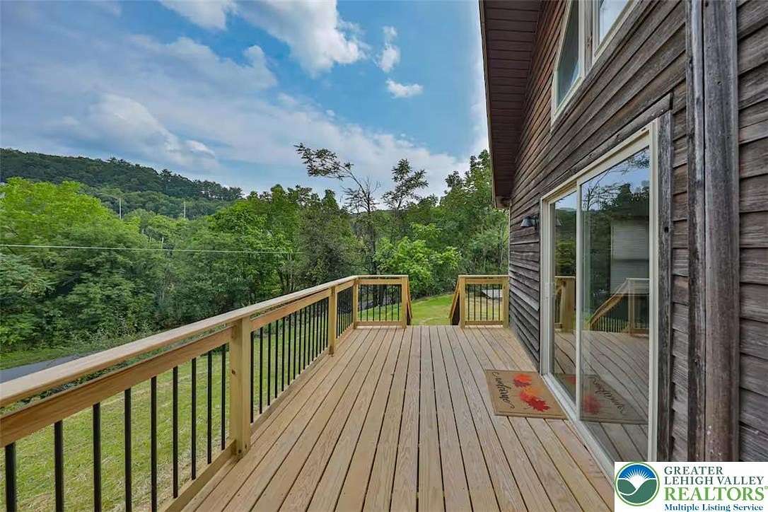 42.4 Acres of Recreational Land with Home for Lease in Franklin Township, Pennsylvania