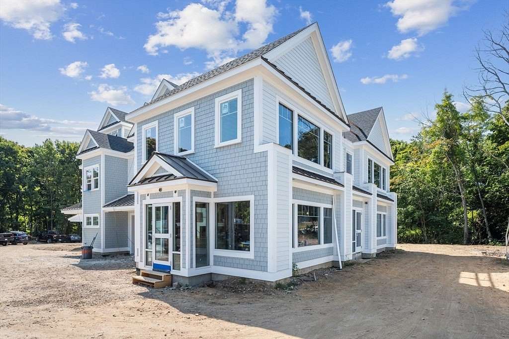 1.85 Acres of Commercial Land for Lease in Beverly, Massachusetts