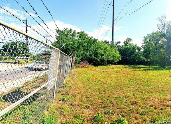 0.16 Acres of Commercial Land for Sale in San Antonio, Texas
