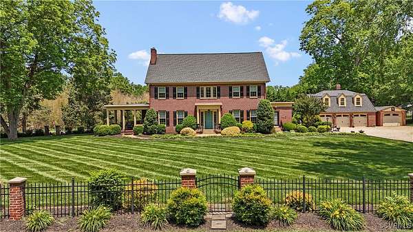 1.53 Acres of Residential Land with Home for Sale in Amelia Court House, Virginia