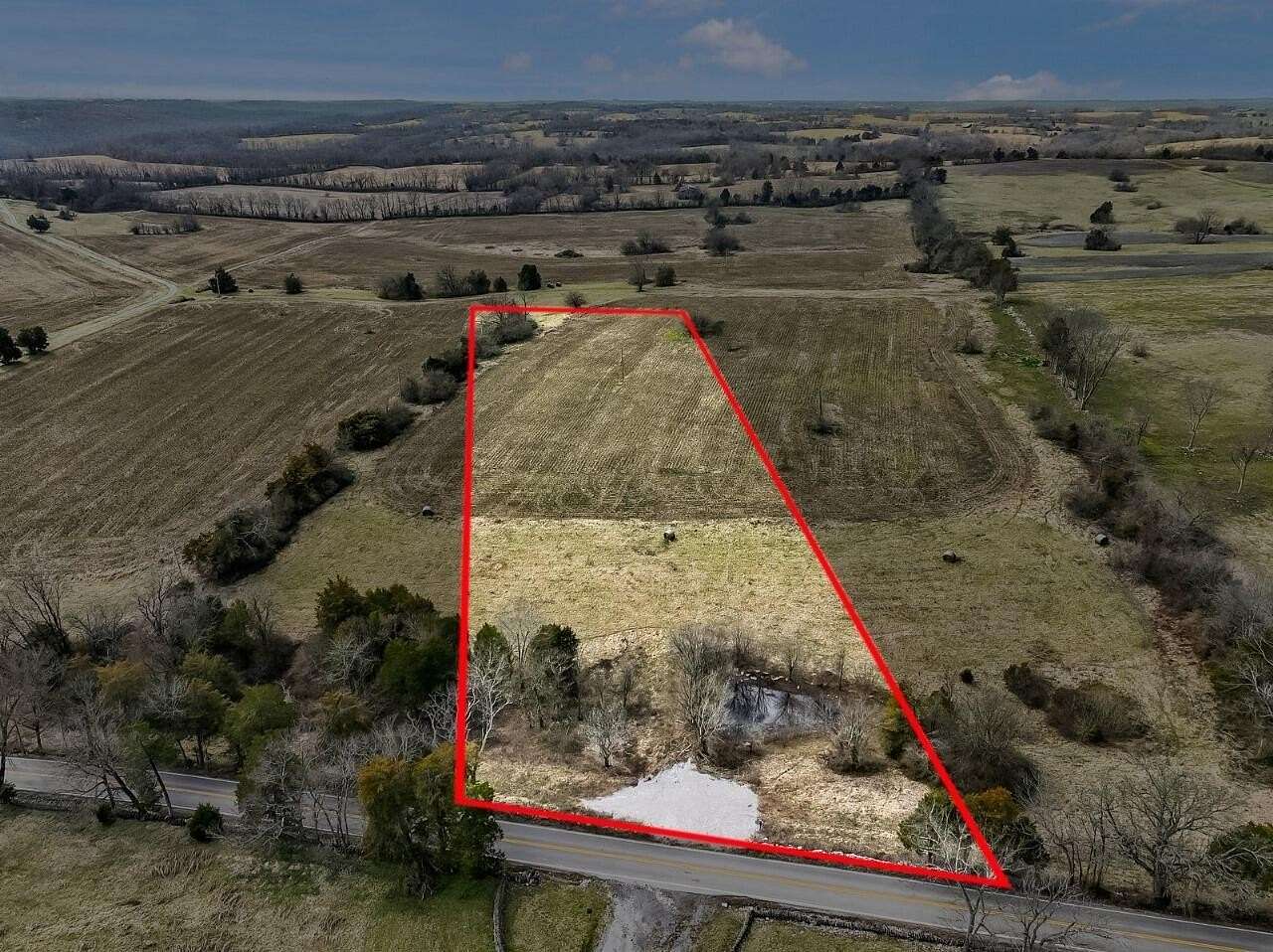 4 Acres of Residential Land for Sale in Winchester, Kentucky