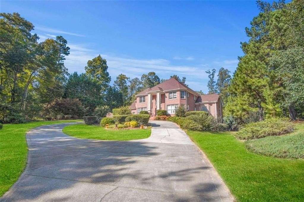 2 Acres of Residential Land with Home for Sale in Lithonia, Georgia