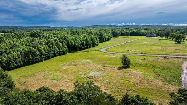 9.56 Acres of Residential Land for Sale in Greenbrier, Arkansas