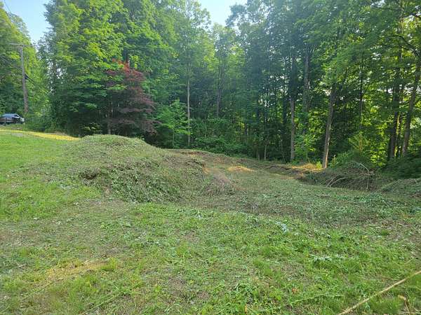 1.2 Acres of Residential Land for Sale in Brookfield, Connecticut