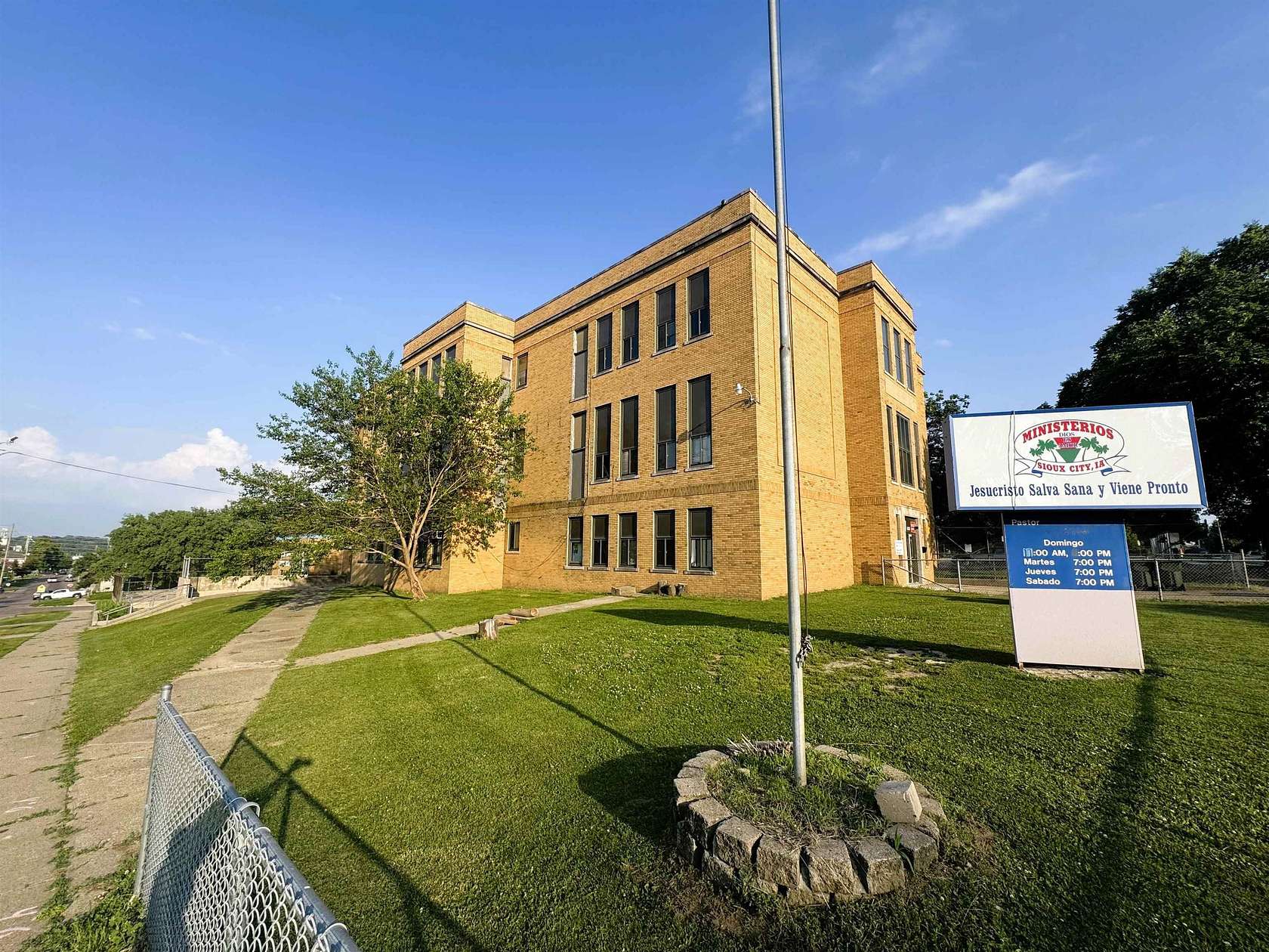 2 Acres of Commercial Land for Sale in Sioux City, Iowa