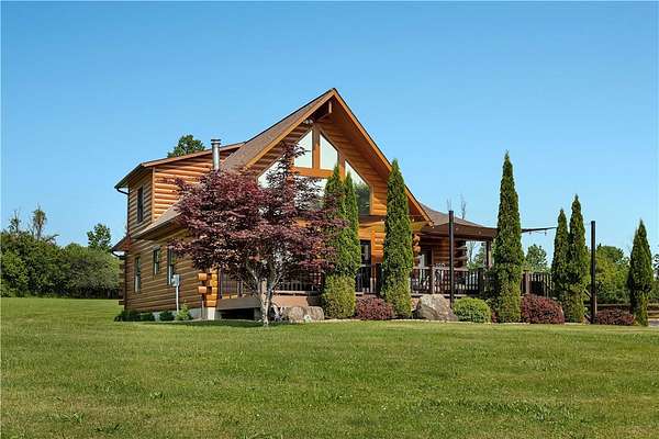 12.3 Acres of Land with Home for Sale in Greenville, New York