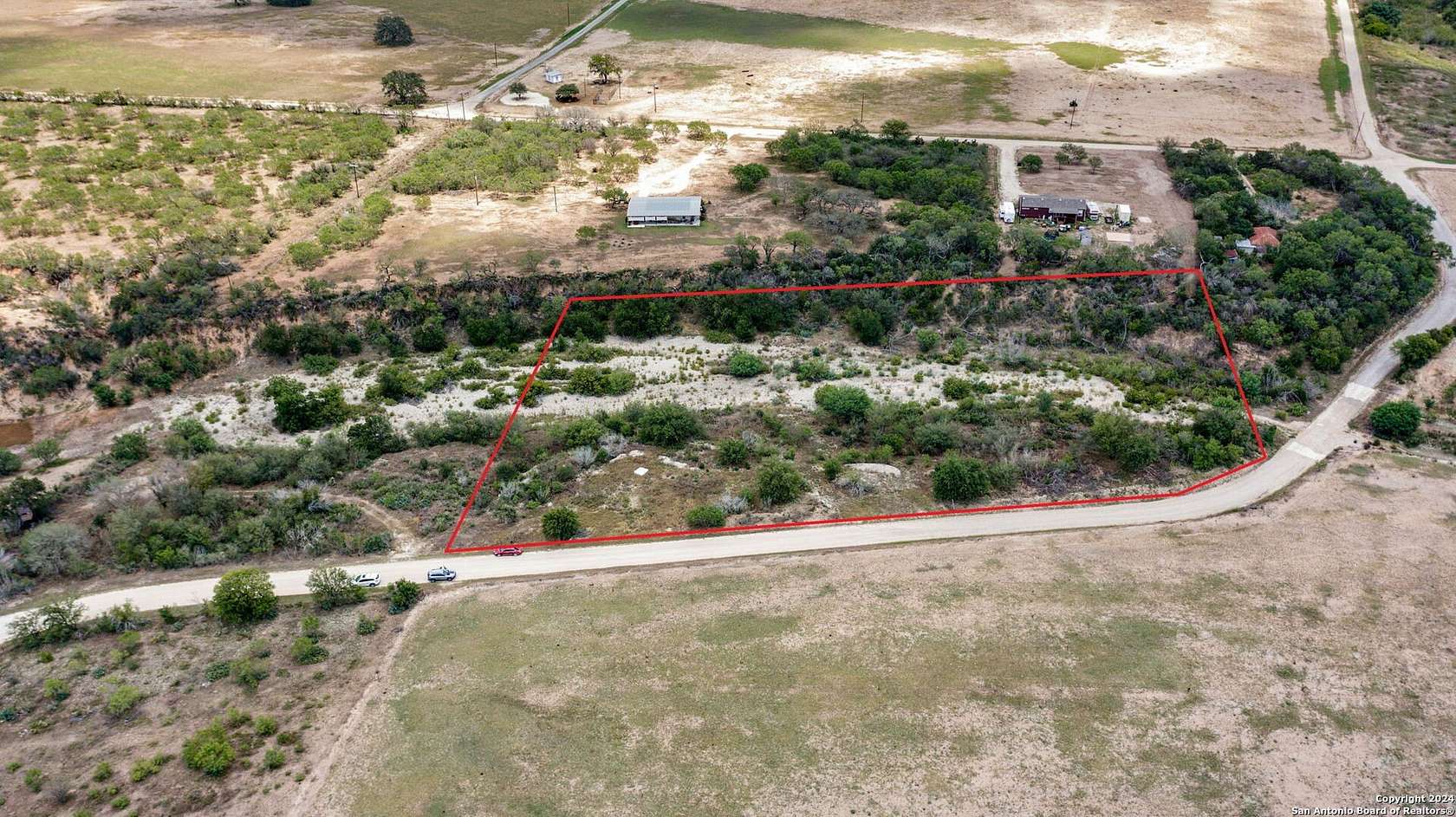 3.27 Acres of Land for Sale in Hondo, Texas