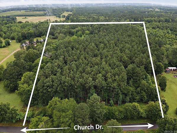8 Acres of Residential Land for Sale in Arkadelphia, Arkansas
