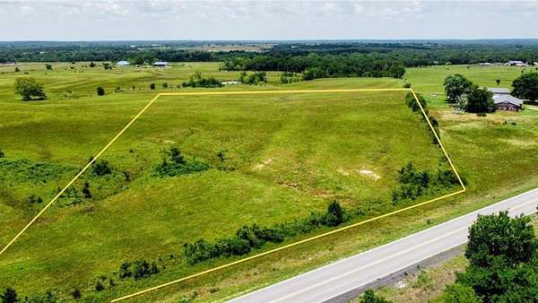 5 Acres of Agricultural Land for Sale in Okemah, Oklahoma