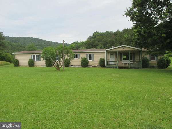 13.3 Acres of Land with Home for Sale in Petersburg, West Virginia