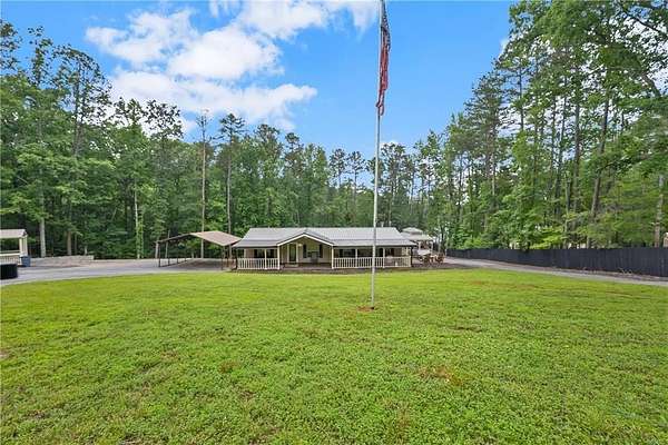 8.43 Acres of Residential Land with Home for Sale in Martin, Georgia