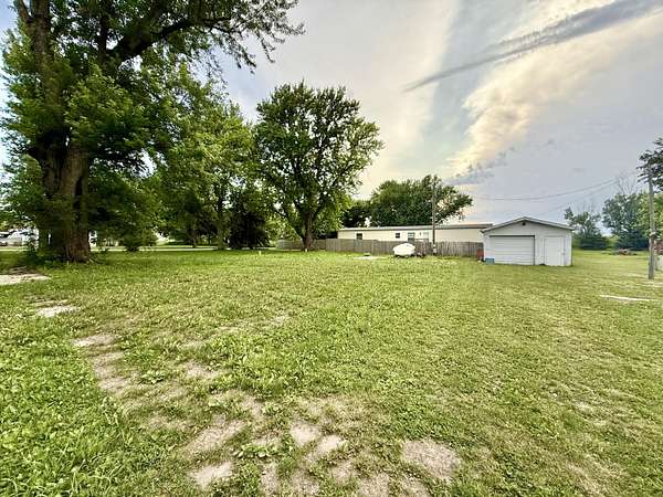 0.28 Acres of Residential Land for Sale in Pacific Junction, Iowa