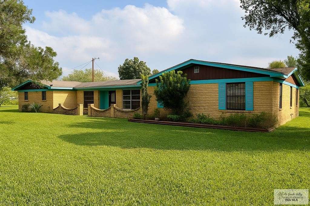8.6 Acres of Improved Mixed-Use Land for Sale in Brownsville, Texas