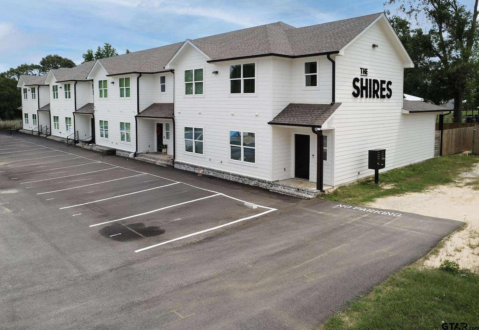 2 Acres of Improved Mixed-Use Land for Sale in Flint, Texas