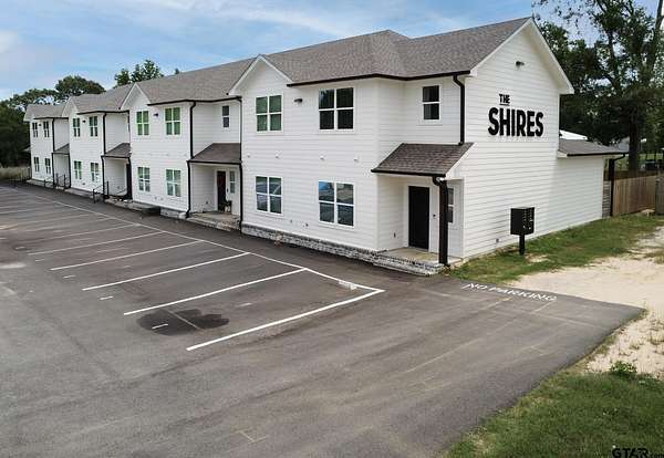 2 Acres of Improved Mixed-Use Land for Sale in Flint, Texas