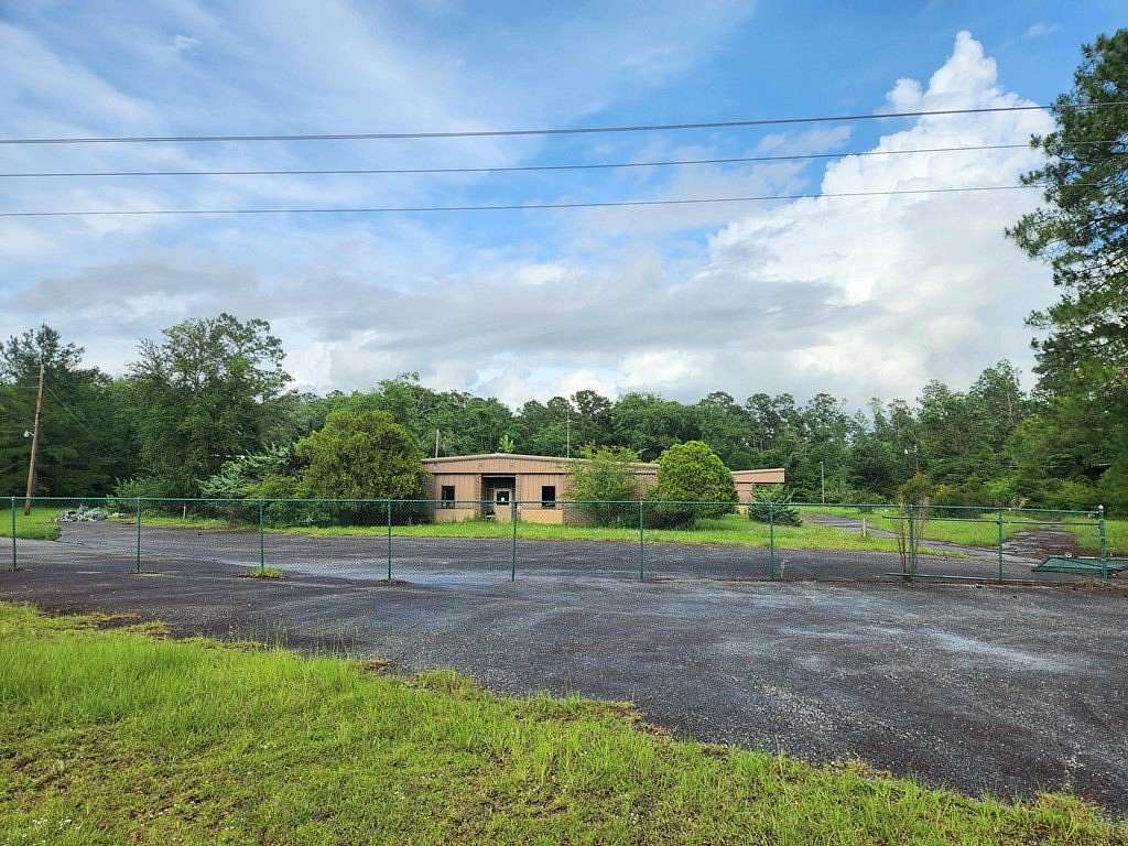 10 Acres of Commercial Land for Sale in Ochlocknee, Georgia