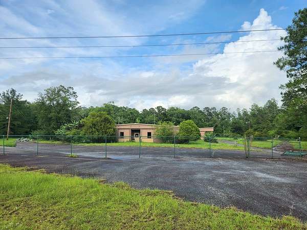 10 Acres of Commercial Land for Sale in Ochlocknee, Georgia