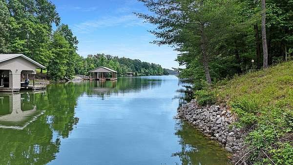 2 Acres of Residential Land with Home for Sale in Spring City, Tennessee