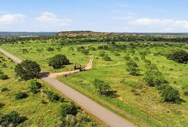 272 Acres of Land for Sale in Valley Spring, Texas
