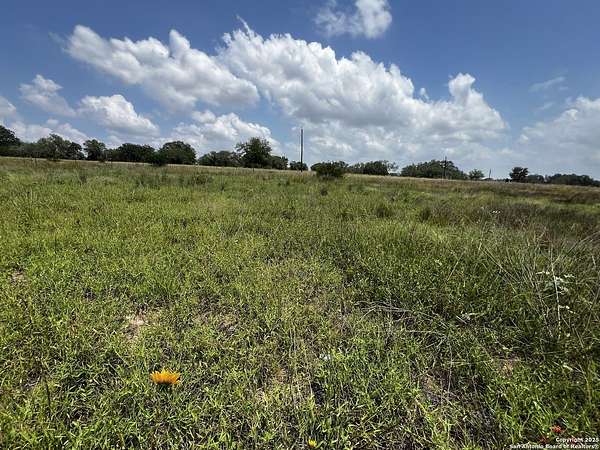4 Acres of Residential Land for Sale in Von Ormy, Texas