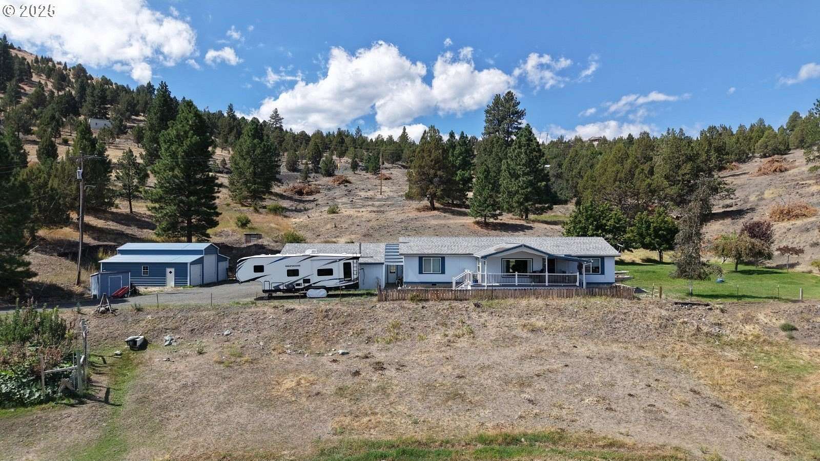 10.2 Acres of Land with Home for Sale in Canyon City, Oregon