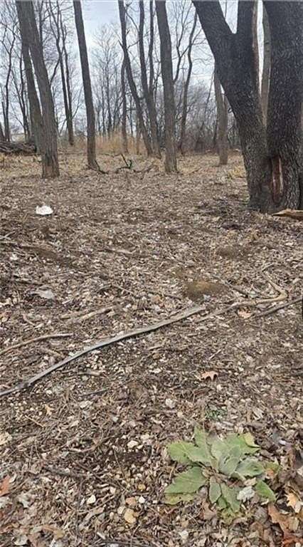 0.92 Acres of Residential Land for Sale in Kansas City, Kansas