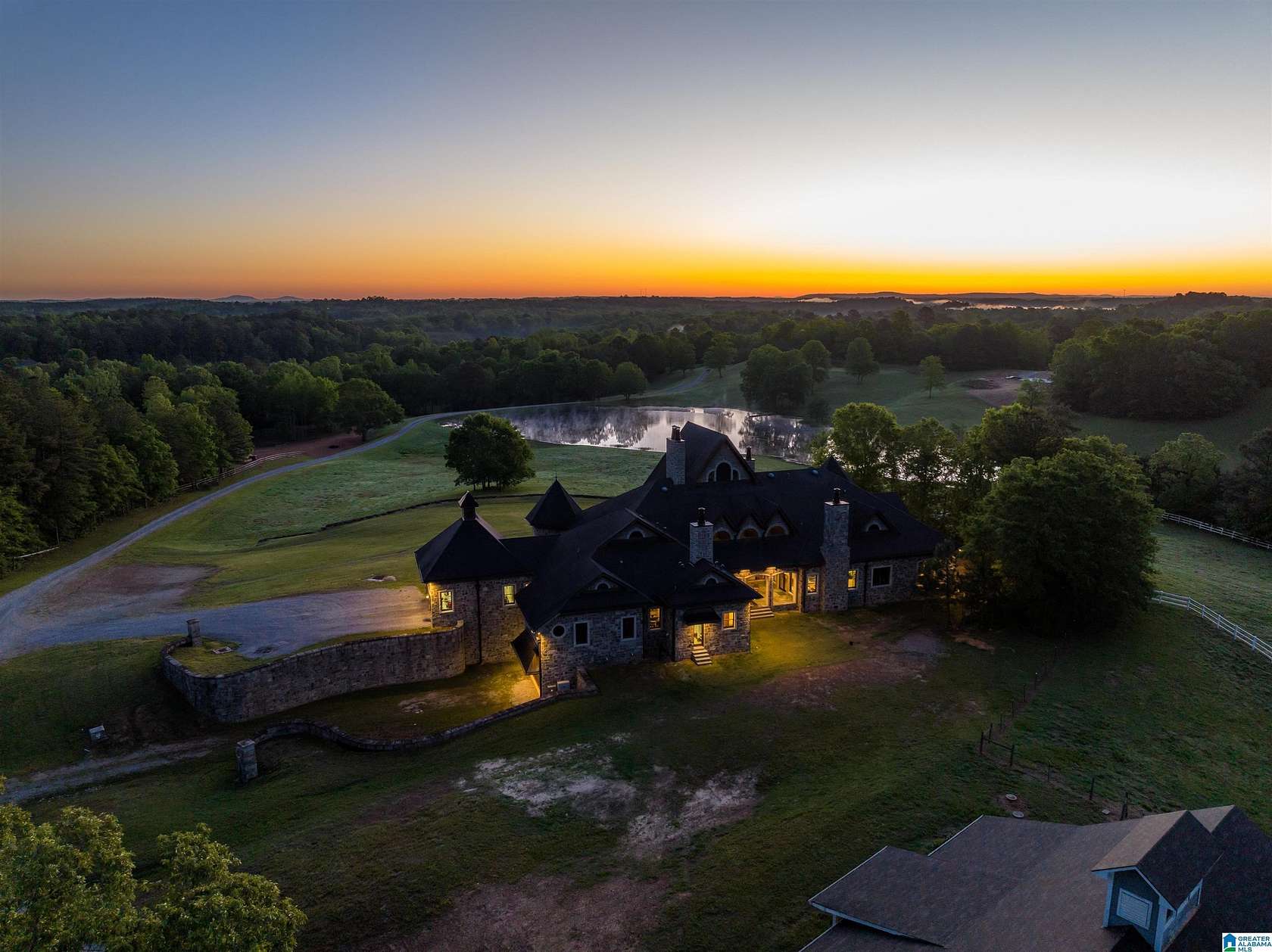 20 Acres of Agricultural Land with Home for Sale in Calera, Alabama