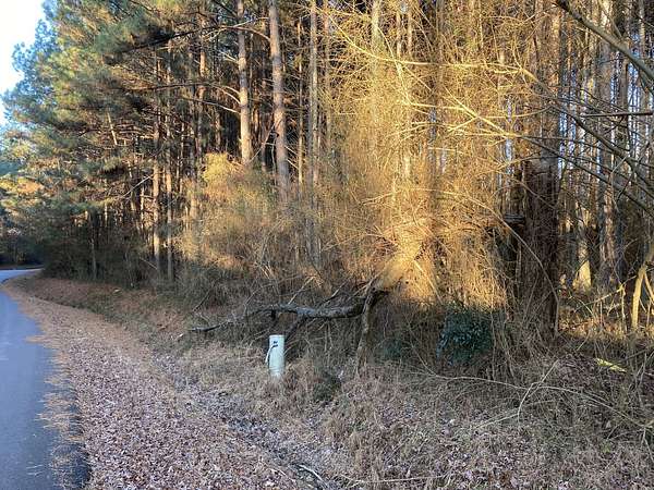 3.28 Acres of Residential Land for Sale in Soddy-Daisy, Tennessee