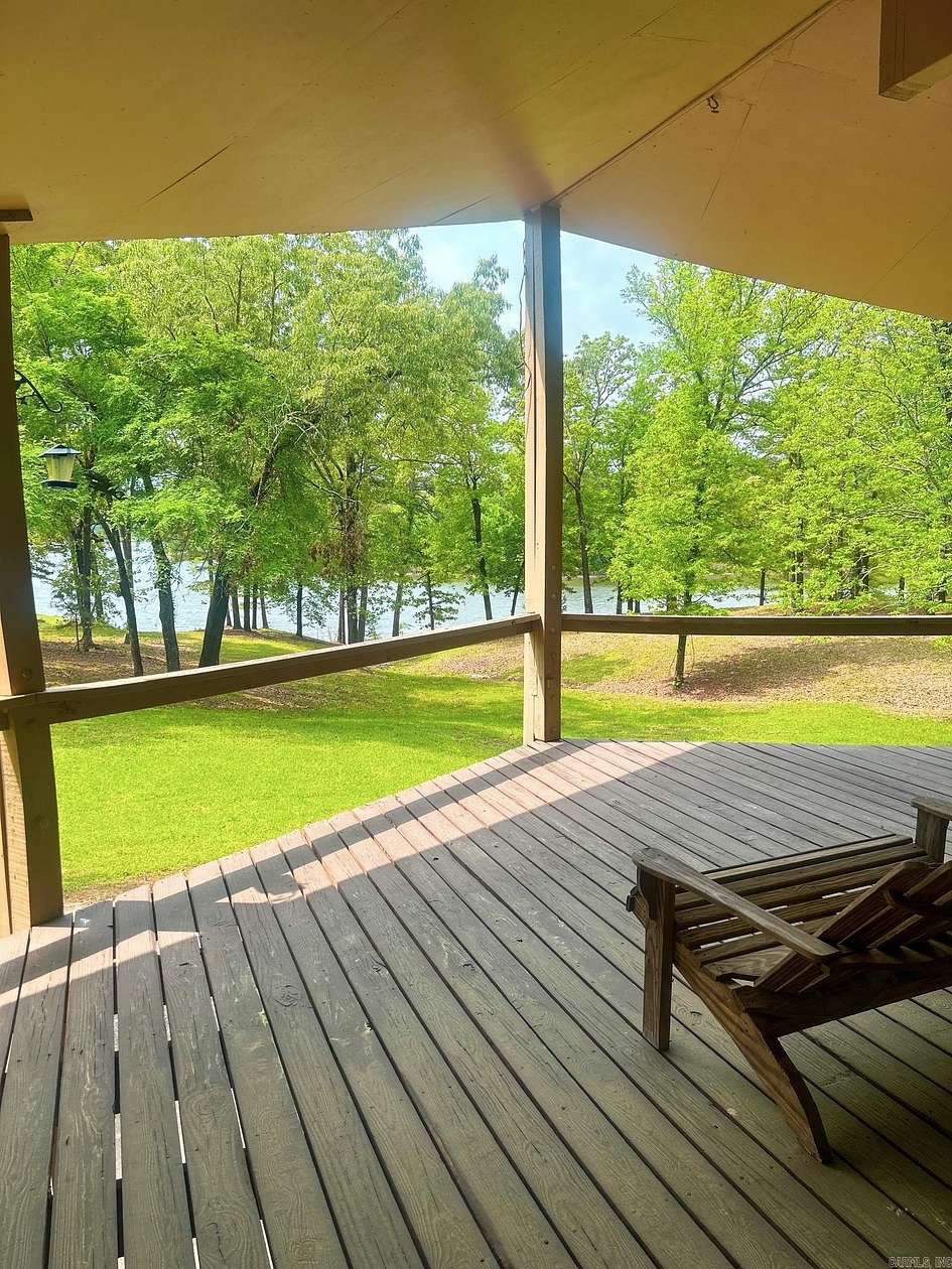 5.5 Acres of Land with Home for Sale in Bismarck, Arkansas